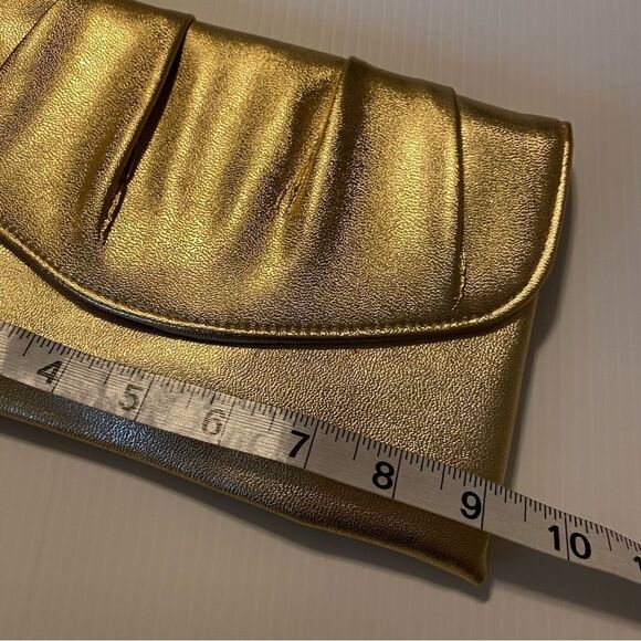 Vintage Avon Gold Lamé Clutch Purse 9x6 - Picture 2 of 8